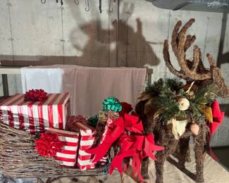 Grapevine Reindeer & Sleigh with Faux Presents