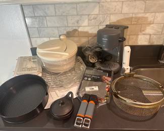 Kitchen Gadgets & Small Appliances