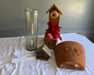 Rustic Garden Décor Lot – Birdhouses, Vase, and Wall Planter