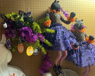 Halloween Décor Assortment