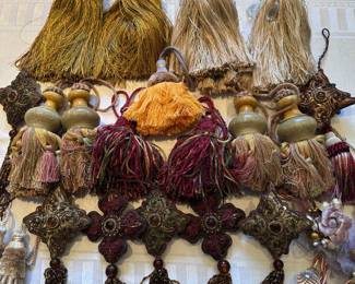 Tassels for Doors and Drawers