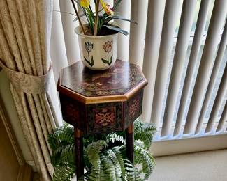 Painted Accent Table 
Decorative Plants