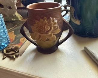 Roseville Vase (has a small chip on the lip)