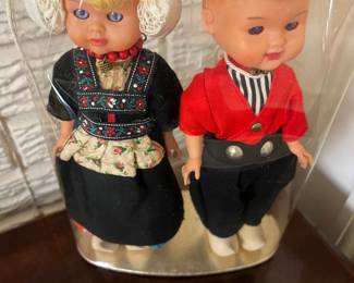 Cutest little Dutch doll set...so pretty and perfect condition!