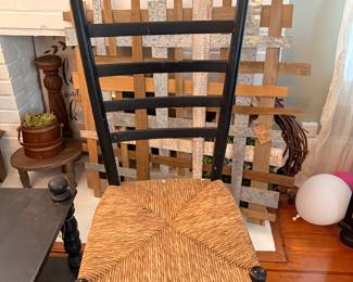 Black chair 