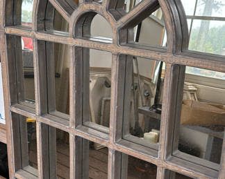 Arched mirror