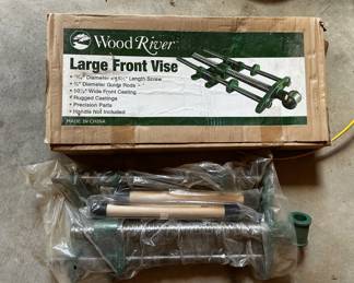 WoodRiver large front vise
