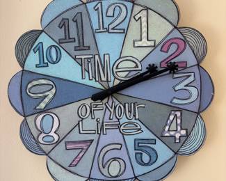 Cute accent clock