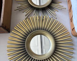 Accent mirrors