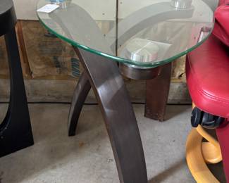 Cute, modern side table with glass top