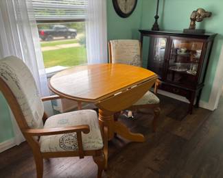 Charming vintage table & cozy chairs (6 matching). Additional chairs set at Kitchen Table - Photo to come!