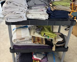 Towels & bed linens