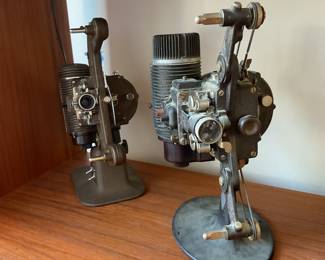 Antique 8mm filmo master projector $40 + tax