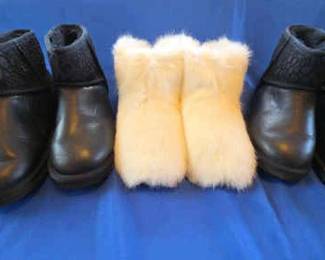 Ugg Mini Boots Black With Floral Lace 2 White Faux Fur