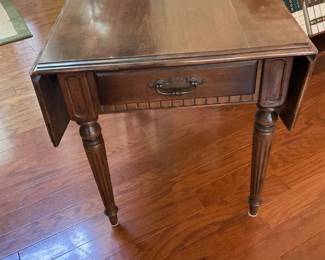 Ethan Allen Table