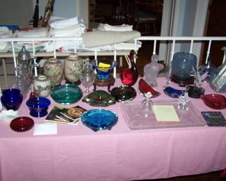 STUDIO GLASS (LABINO, ERICKSON & OTHERS) & LALIQUE TRAY & BELL