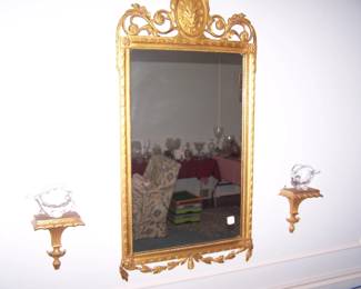 GILT-FRAMED WALL MIRROR & SHELVES