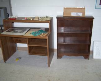 BOOKSHELF & COMPUTER DESK
