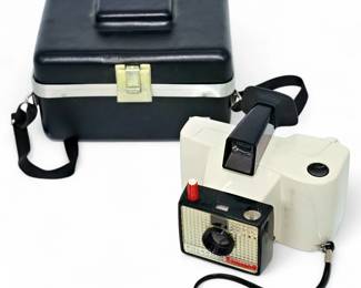 Vintage 70s Polaroid Swinger Model 20 Land Camera w/ Case