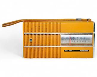 Vintage Panasonic Yellow FM-AM Portable Radio