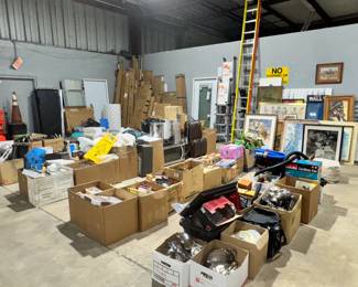 Home Decor, Misc merchandise , Ladders and Artwork