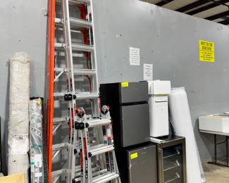 Ladders, Mini Fridges and Wine Cooler Orlando