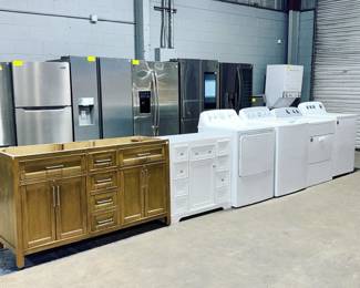 Refrigerators, Vanity's and Washer & Dryers Orlando Estate Auction