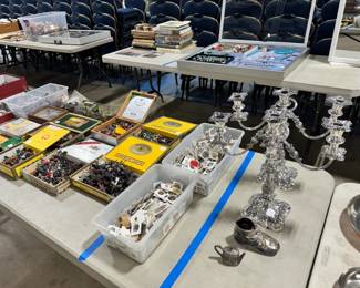 Vintage Metal Soldiers and Horses and Home Decor Orlando Estate Auction