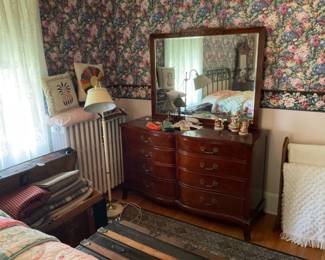 Mahogany dresser