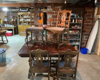 1930s vintage dining room table