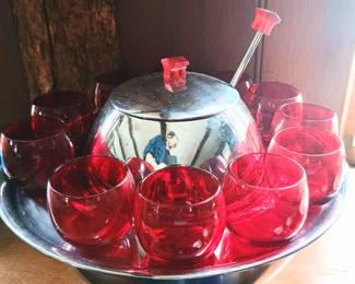 Vintage punch/eggnog service