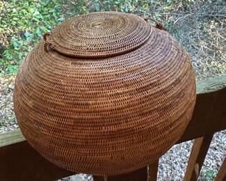 Fine Bali basket