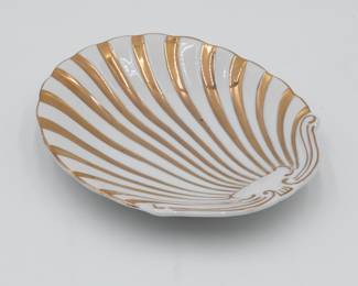 Andrea By Sadek Porcelain Shell Dish