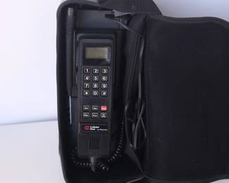 Vintage Motorola Cellular One In-Car Bag Phone 1991