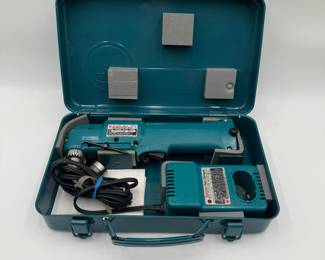 Makita 10mm Cordless Angle Drill