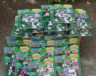 116 2CasesStartingLineUp1998NFLClassicDoublesFiguresNEWBOXED
