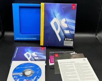 101 AdobePhotoshopCS5ExtendedLightroom3OriginalInstallationDiscs