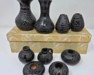 37 TinyTreasuresfromOaxacaHandcraftedMiniPotteryCollection