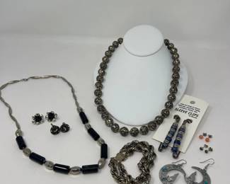 6 SilverTonedVintageJewelrySculpturalNecklaceEarringsAccents
