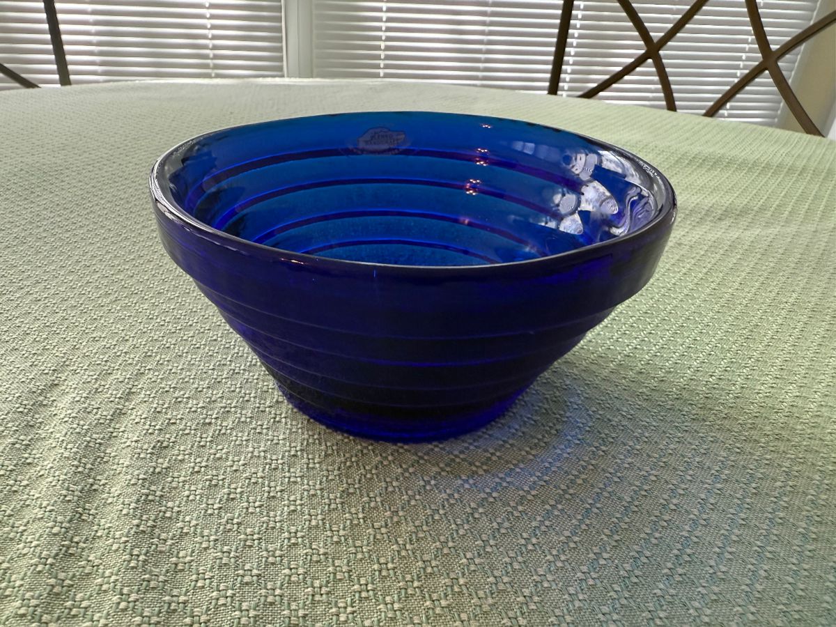 Blenko dish