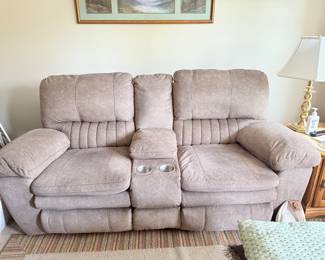 Power sofa
