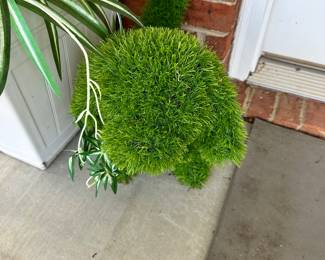Dog grass decoration...cute