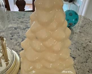 mold to make ice Christmas trees