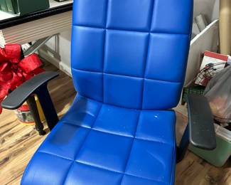 electric blue office chair