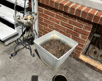outdoor planters
