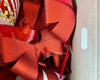 red bows