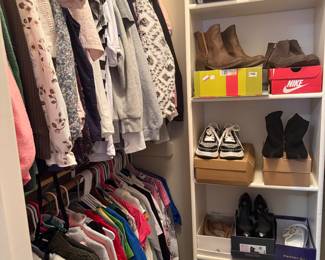 Lots of name brand clothing, boots, hats, jewelry