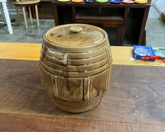 Vintage Barrel Shaped Cookie Jar