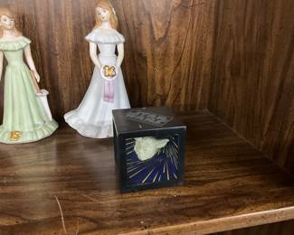 Star Wars Mirror Illusion Cube Featuring Yoda & Darth Vader