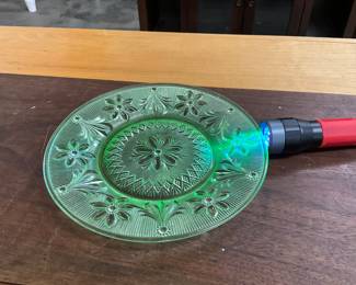 Chantilly Green Uranium Glass Plate
